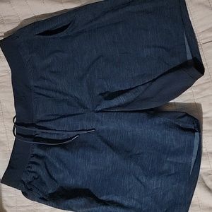 Lululemon shorts xl